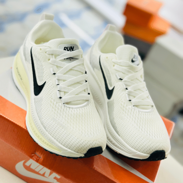 Nike Run Swift 3 (ZoomX) White/Black (OEM)