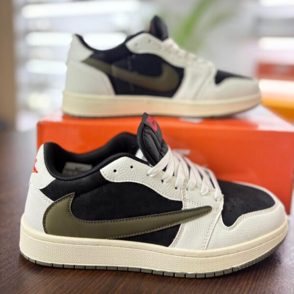 Travis Scott (Black-White-Olive)