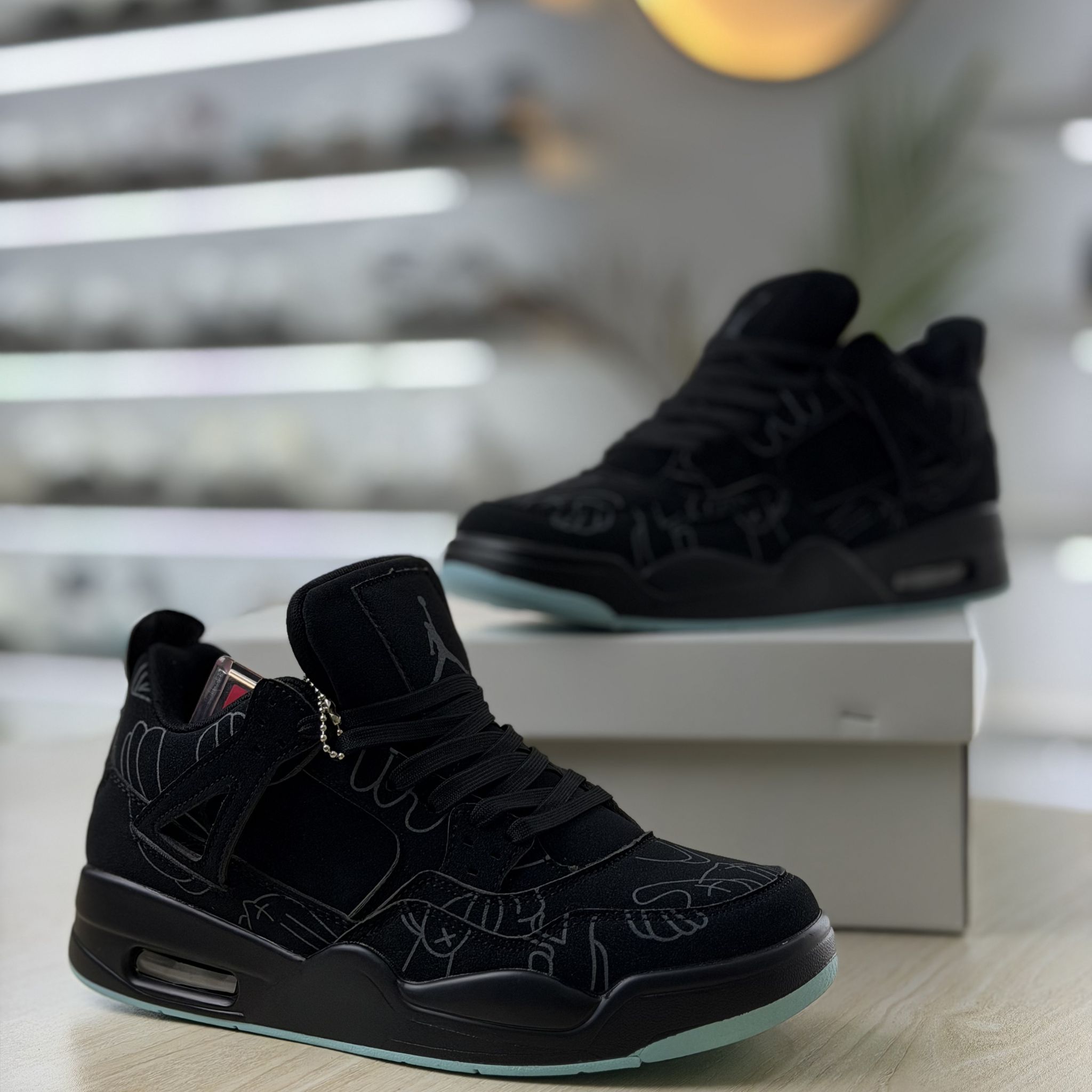 Jorda 4 Kaws