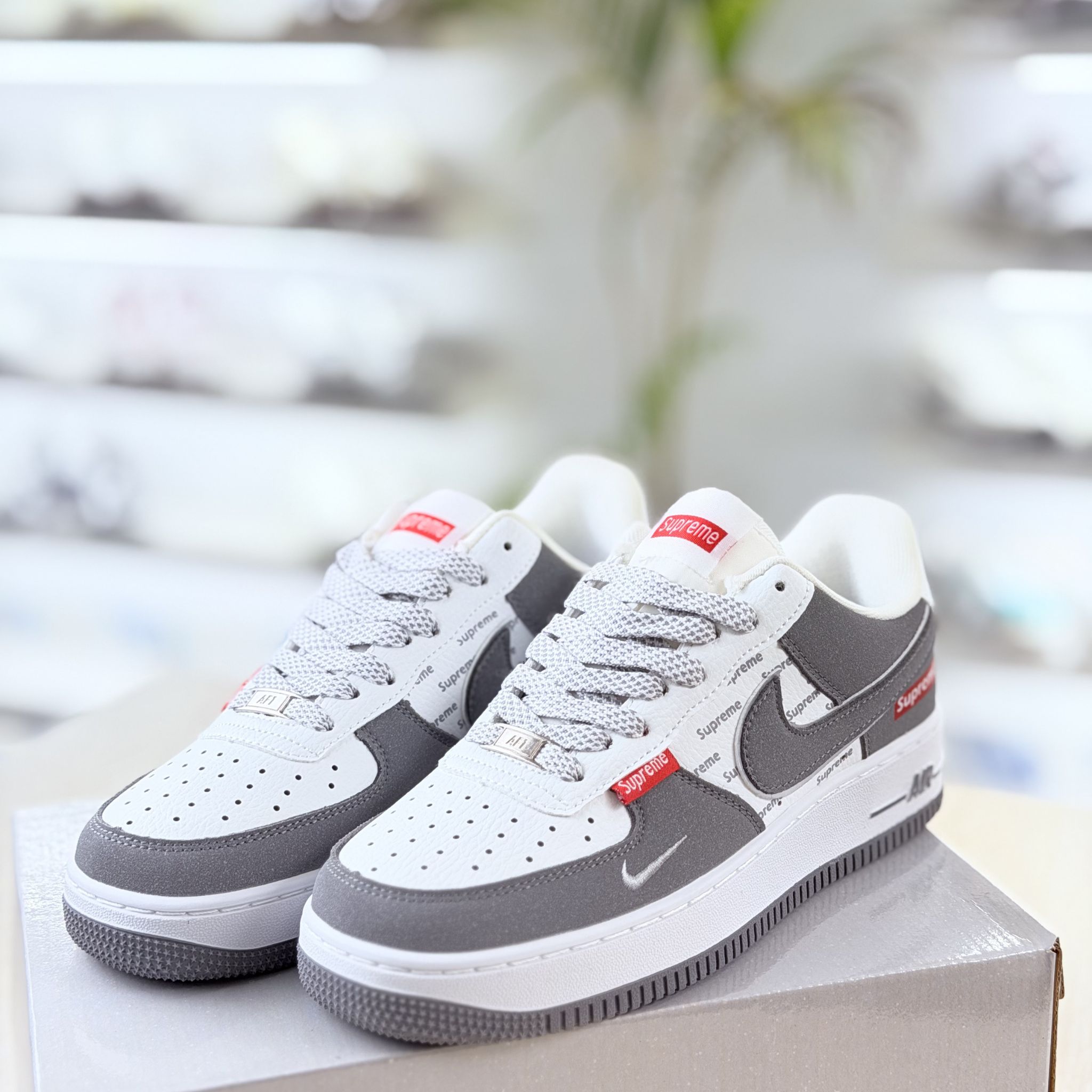 Air Force 1 SUPRME (Copy) - Image 3