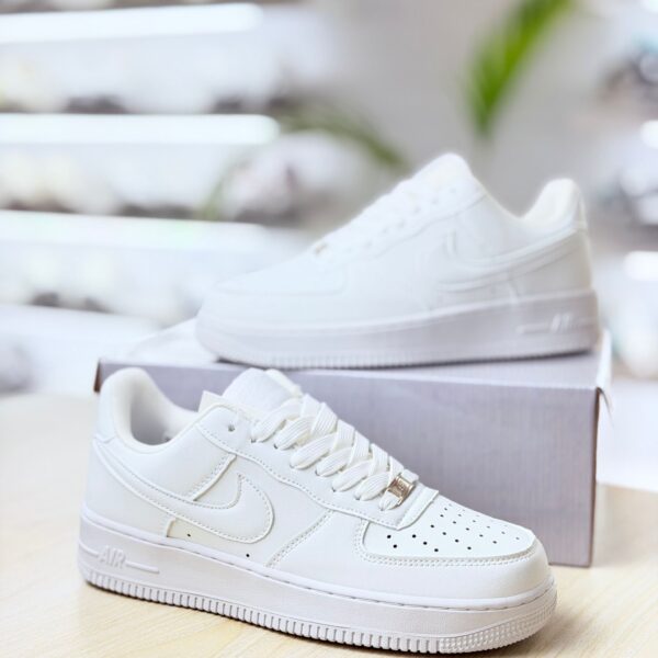 Air Force 1 Tripple White