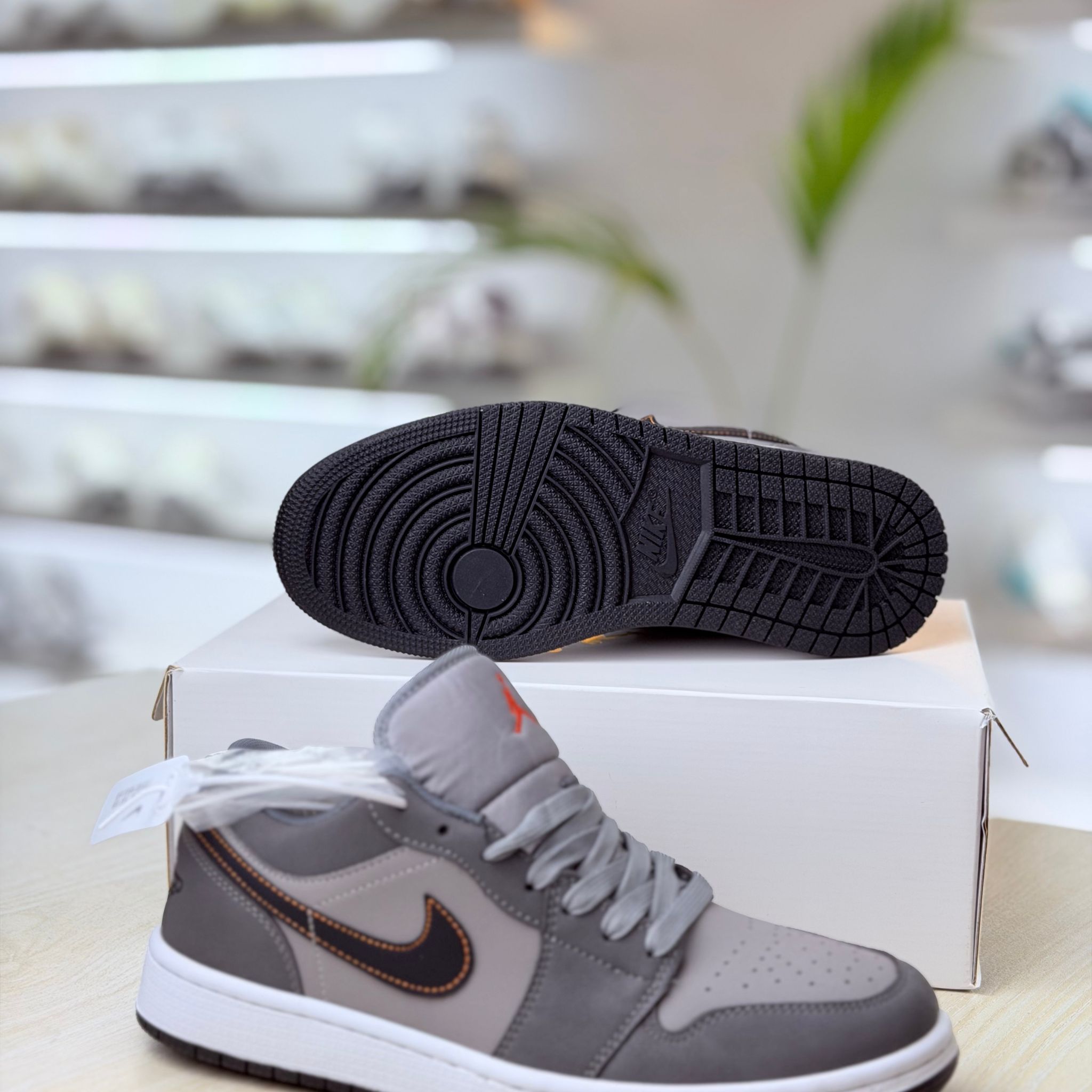 Nike Air Jordan 1